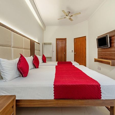 Hotel South Indian Delhi  Buitenkant foto