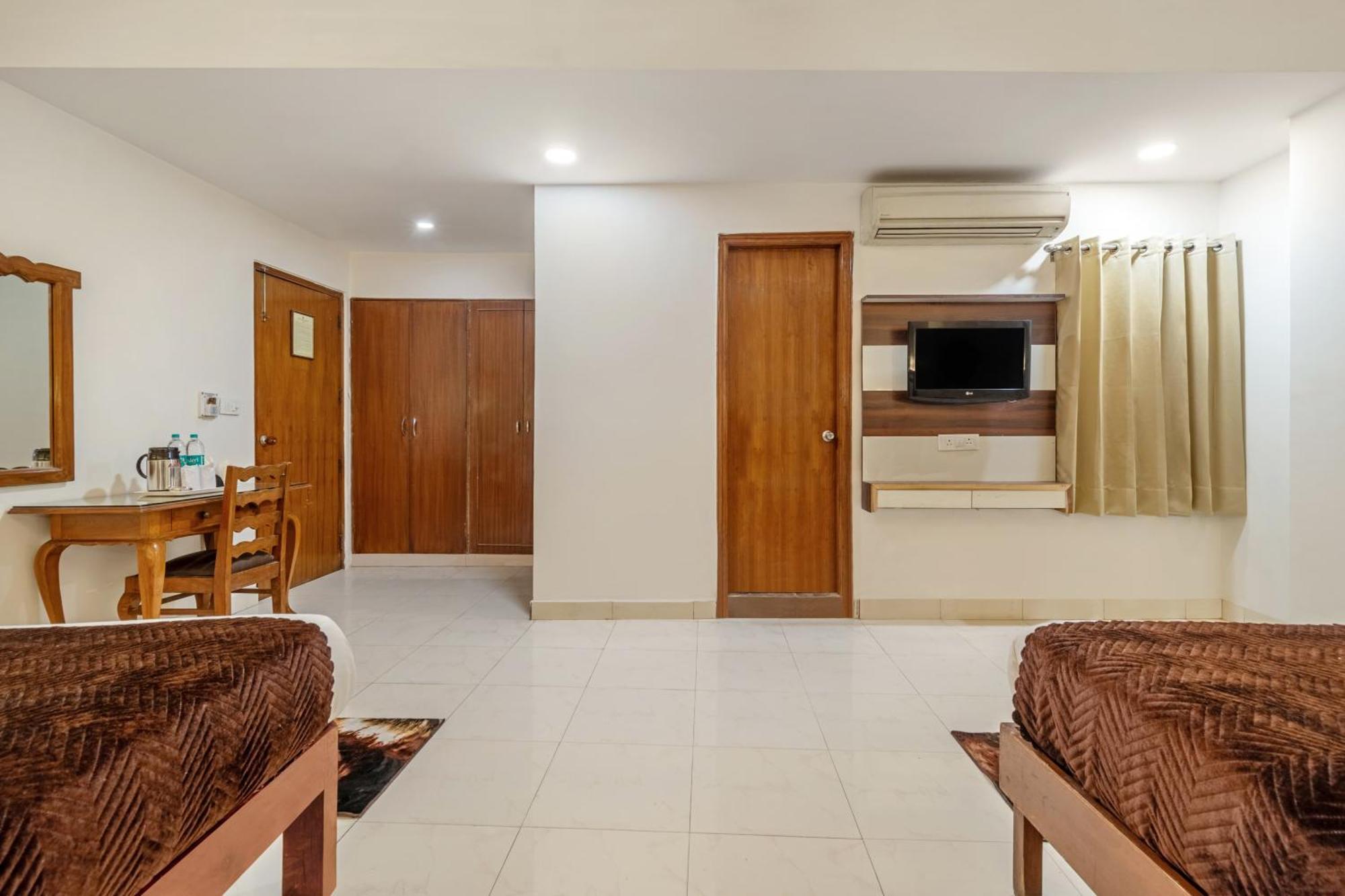 Hotel South Indian Delhi  Buitenkant foto